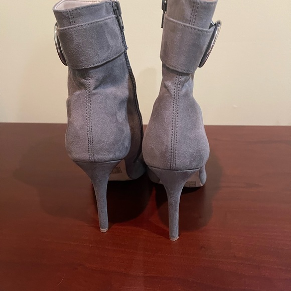 Gray faux swede boots, size 8. - Picture 3 of 4